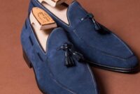 Mens blue and white dress shoes