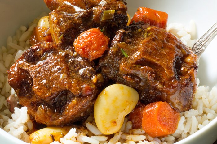 Oxtail oxtails jamaican slow cooker braised iheartrecipes makanan jamaika khas flavor craving